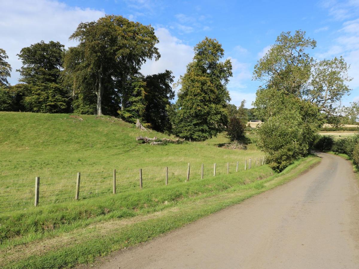 Bonjedward Mill Farm Cottage Jedburgh Exterior foto